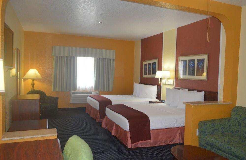Howard Johnson By Wyndham San Antonio Hotel & Suites Bagian luar foto